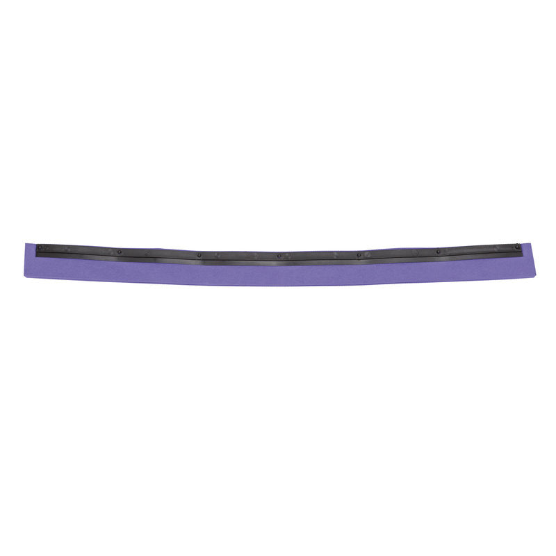 Gerade Ansicht der Haug Bürsten KG ERSATZ-GUMMILIPPE, 2-LIPPIG LEBENSMITTELG., 620X20X22, lang, flach und violett mit einem schwarzen Befestigungsstreifen an einer Kante, isoliert auf weißem Hintergrund.