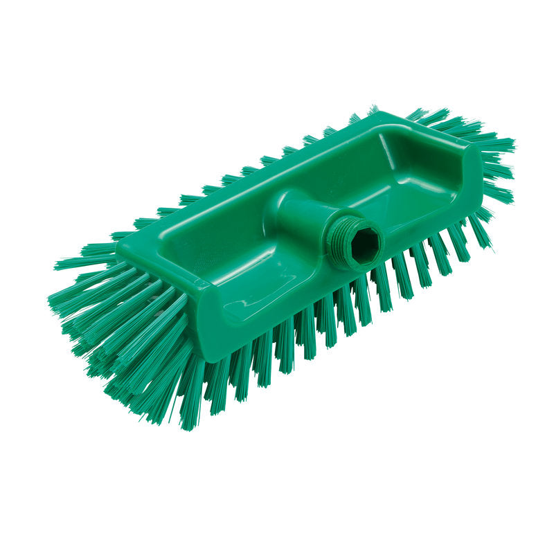 Der ECKENSCHRUBBER ø0,50MM MITTEL (320x125x40-50mm) von Haug Bürsten KG ist ein grüner, rechteckiger Bürstenkopf mit steifen Seiten- und Bodenborsten, ideal für die Reinigung schwer zugänglicher Ecken und verfügt über ein zentrales Gewindeloch zur Stielbefestigung.