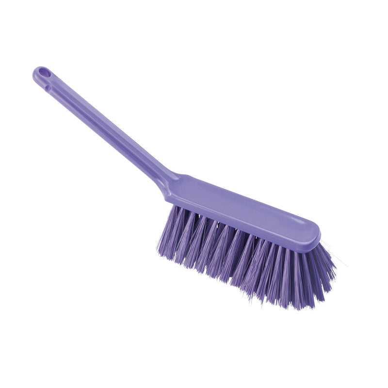 Die HANDBESEN, WEICH, 310MM, UNGESCHLITZT von Haug Bürsten KG ist eine violette Handbürste aus Kunststoff mit weichen Borsten und einem Aufhängeloch, ideal zum Reinigen und auf weißem Hintergrund.