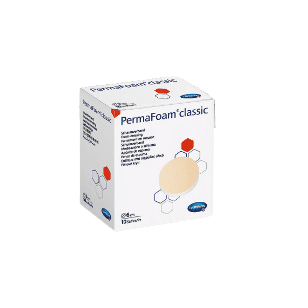 Eine Schachtel Auslaufartikel: Hartmann PermaFoam® Classic Schaumverband (Ø 6 cm, 10 Stück) von Paul Hartmann AG, mit Größenangaben, Markenverpackung mit sechseckigem Design und kreisförmiger Abbildung, hebt hydrophiles Polymer für die feuchte Wundversorgung hervor.