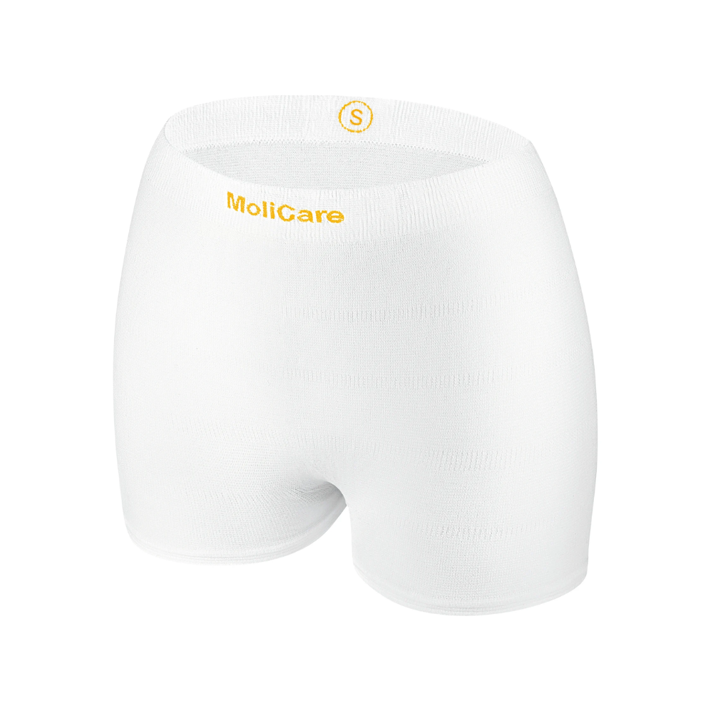Hartmann MoliCare® Fixpants Netzhose der Paul Hartmann AG sind nahtlose, weiße Unterhosen mit „MoliCare“-Bund und der Größenkennzeichnung „S“, die zur bequemen und sicheren Fixierung von Inkontinenzeinlagen konzipiert sind.
