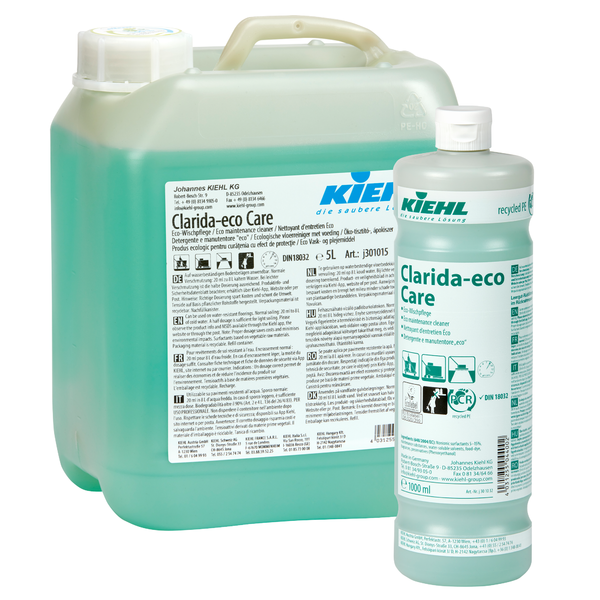 Abgebildet sind zwei Gebinde der Kiehl Clarida-eco Care Eco-Wischpflege der Johannes Kiehl KG: ein 5-Liter-Kanister mit Griff und eine 1-Liter-Flasche, beide beschriftet mit Produkt- und Sicherheitsinformationen zu dieser umweltfreundlichen Reinigungslösung.