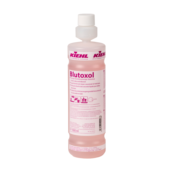 Eine 1-Liter-Flasche Kiehl Blutoxol Flüssiges Desinfektionsreiniger-Konzentrat für den Lebensmittelbereich der Johannes Kiehl KG, ein rosafarbenes Desinfektionsmittel mit kindersicherem Verschluss und mehrsprachigen Anweisungen und Warnhinweisen auf dem Etikett.