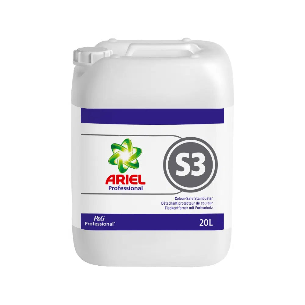 Ausgestellt ist ein 20-Liter-Kanister mit P&G Professional Ariel S3 Fleckentferner, einem farbschonenden Flüssigwaschmittel der DR.SCHNELL GmbH & Co. KGaA. Der Kanister ist mit dem Ariel-Logo und Produktinformationen in mehreren Sprachen versehen.