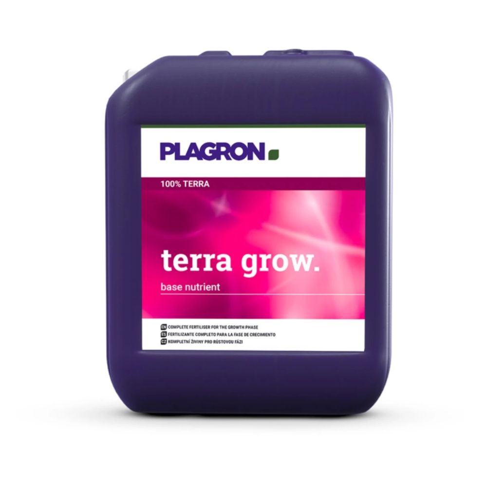 Der Plagron Terra Grow von Bertels B.V. ist ein großer, dunkelvioletter Behälter für die Wachstumsphase mit einem weißen Etikett mit rosa und grünen Akzenten. Er enthält Anweisungen in kleiner Schrift auf der Unterseite und hat einen praktischen Tragegriff oben.