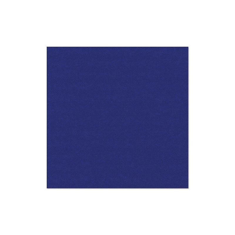Ein einfaches quadratisches Bild mit einem einfarbigen blauen Hintergrund, das die Eleganz der Servietten der „ROYAL Collection“ der PAPSTAR GmbH hervorhebt. Diese 1/4-gefalteten Servietten im Format 40 cm x 40 cm imitieren hochwertiges stoffähnliches Seidenpapier und sind perfekt für alle, die eine umweltbewusste Tischdekoration wünschen. Jede Packung enthält 20 Stück in Folienverpackung.