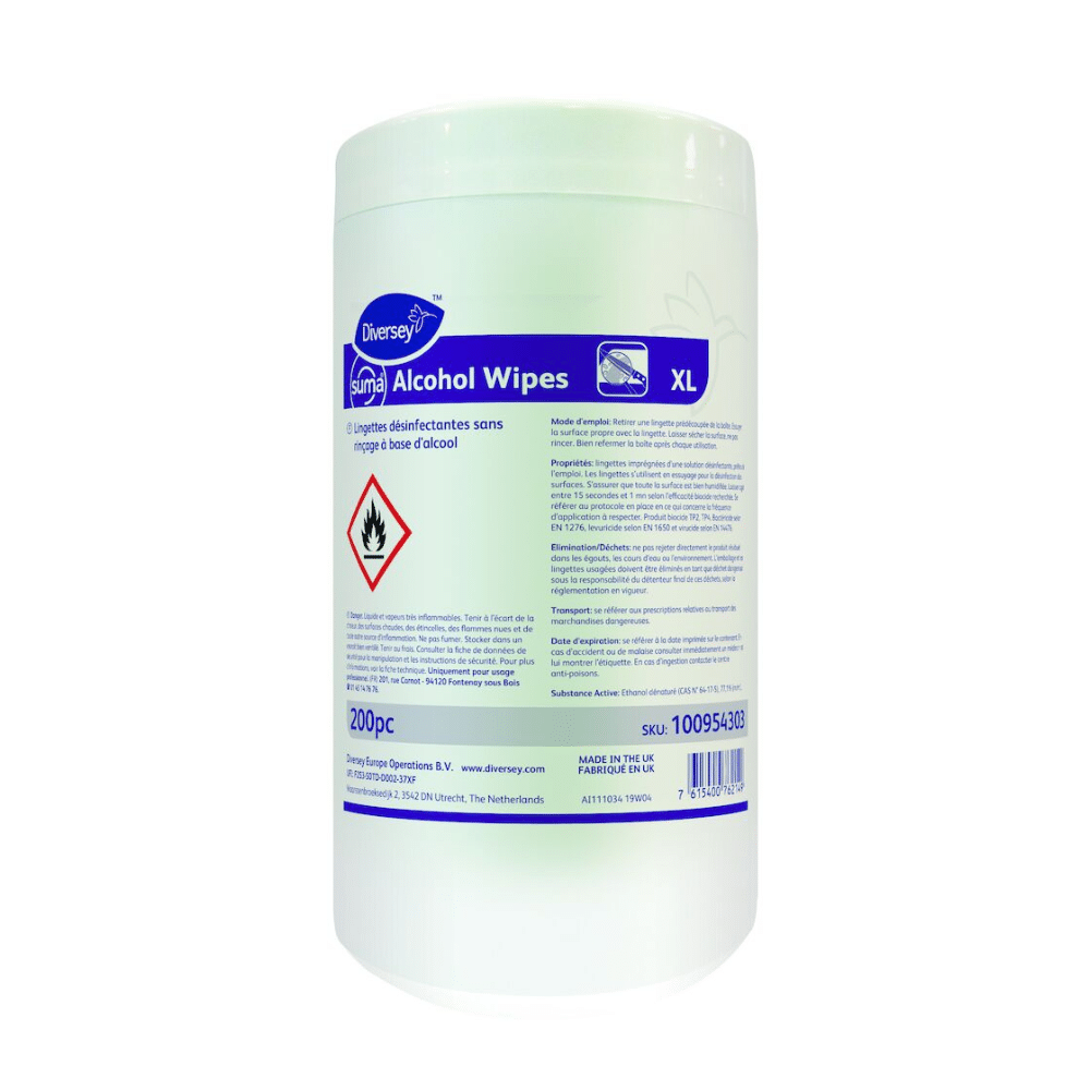 Ein Behälter mit der Aufschrift „Suma Alcohol Wipes“ mit blauen und violetten Designelementen ist mit Sicherheitswarnungen, Produktdetails und einem Symbol für entflammbare Gefahr gekennzeichnet, das auf Lebensmittelsicherheit hinweist. Er enthält 200 gebrauchsfertige, alkoholbasierte Oberflächendesinfektionstücher und wird von Diversey Deutschland GmbH & Co. OHG in den USA hergestellt.