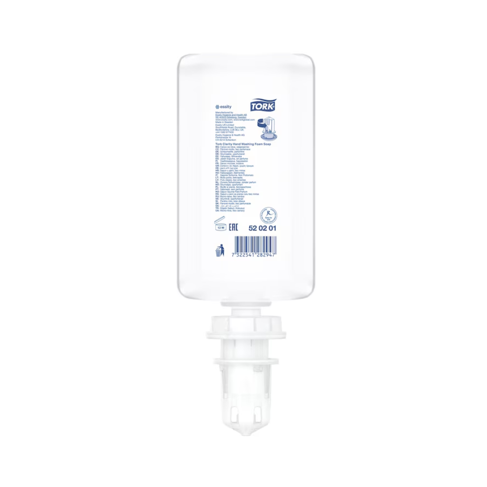 Eine Nachfüllflasche Tork 520201 Reine Hand Schaumseife Premium S4 (1000 ml) von TORK – Essity ist verkehrt herum auf weißem Hintergrund abgebildet, mit einem sichtbaren Strichcode und einem Etikett, das Händehygiene und natürliche Inhaltsstoffe betont.