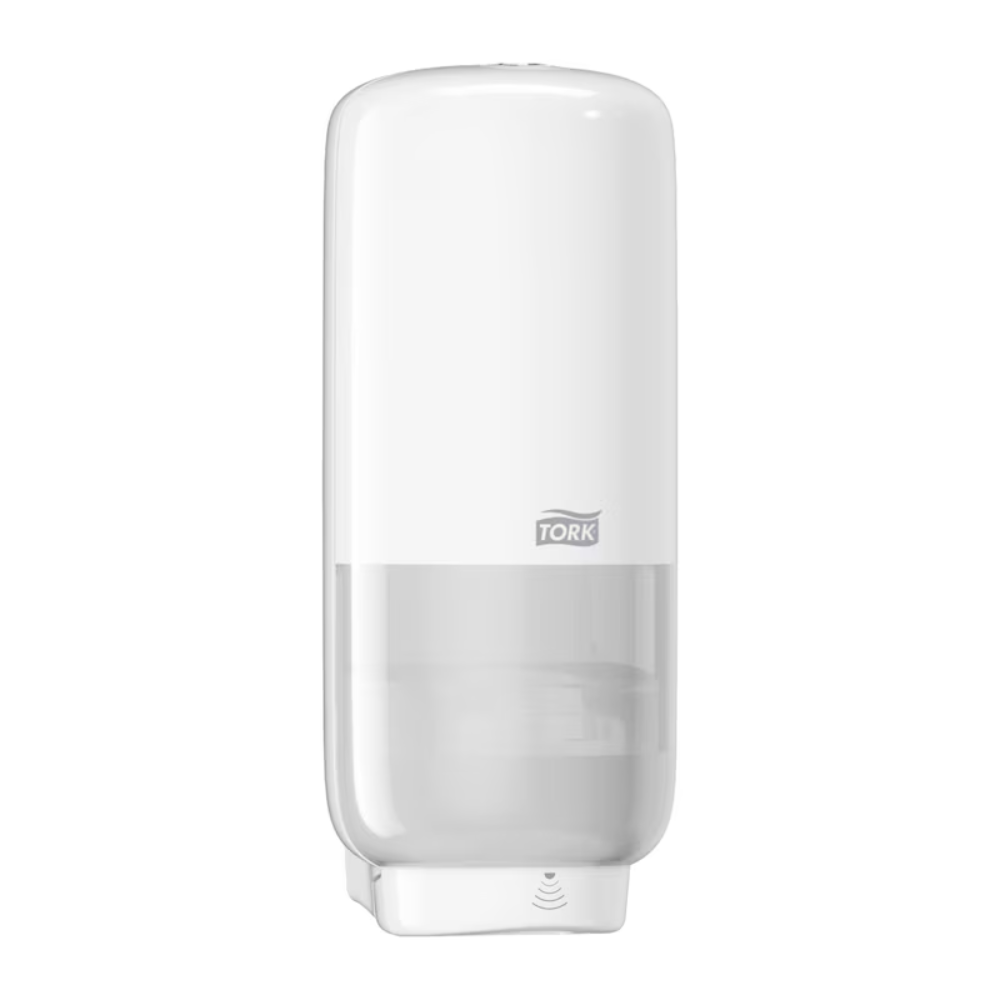 Der Tork 561600 Hautpflege Spender mit Intuition Sensor Elevation S4 ist ein weißer, wandmontierter Händedesinfektionsmittelspender mit einem transparenten Abschnitt zur Anzeige des Desinfektionsmittelstands. Er verfügt über den hochmodernen Intuition Sensor für berührungsloses Dosieren. Der Markenname „TORK“ ist prominent auf der Vorderseite angebracht und garantiert eine zuverlässige Hygieneerhaltung. Präsentiert von Essity Professional Hygiene Germany GmbH.