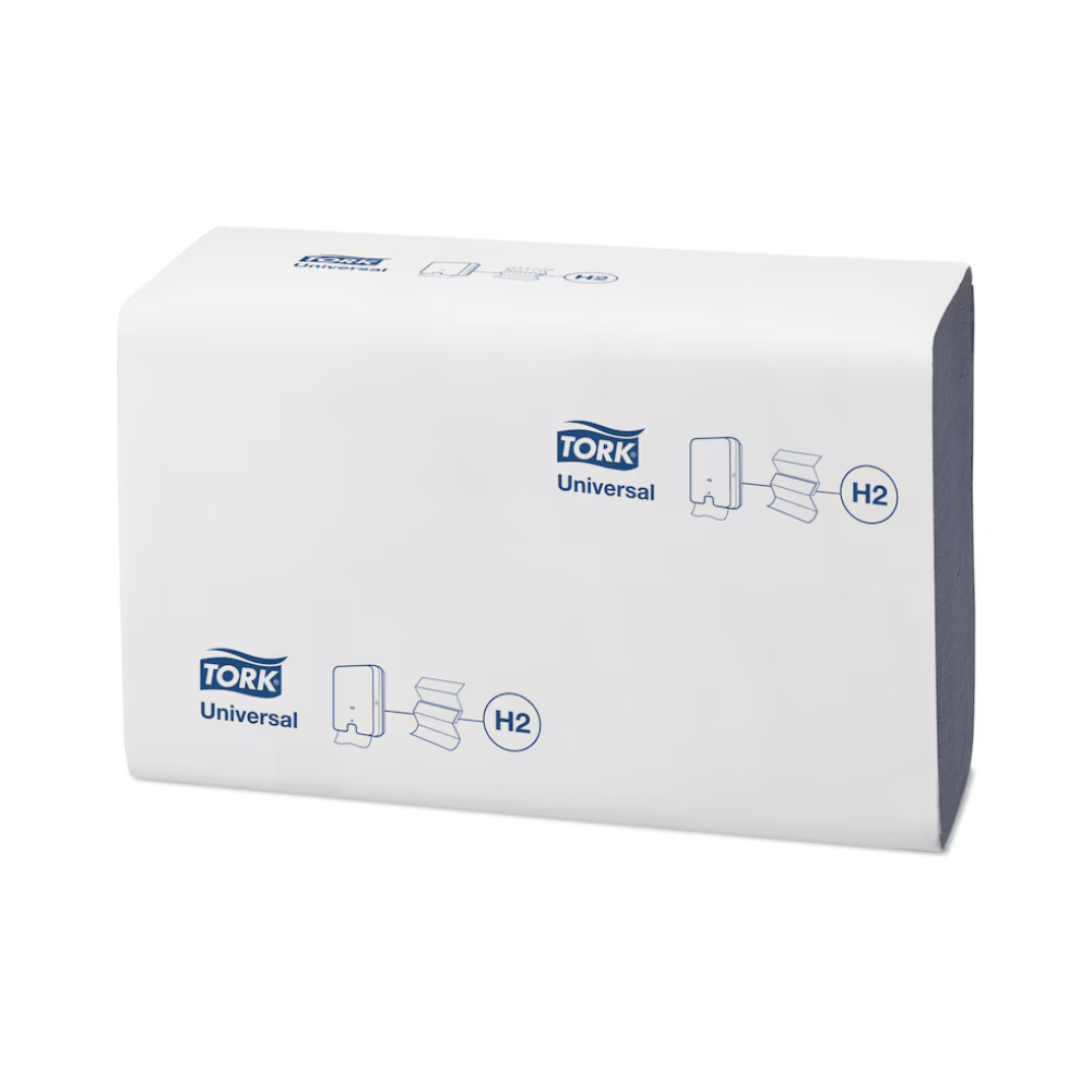 Ausgestellt wird eine Packung Tork Xpress® 150388 blaues Multifold-Handtuch Universal H2 2-lagig in der Markenverpackung von TORK – Essity Professional Hygiene Germany GmbH. Symbole zeigen an, dass diese Multifold-Handtücher mit H2-Spendern kompatibel sind und so optimale Hygiene und Kompatibilität mit Tork Xpress-Systemen gewährleisten.