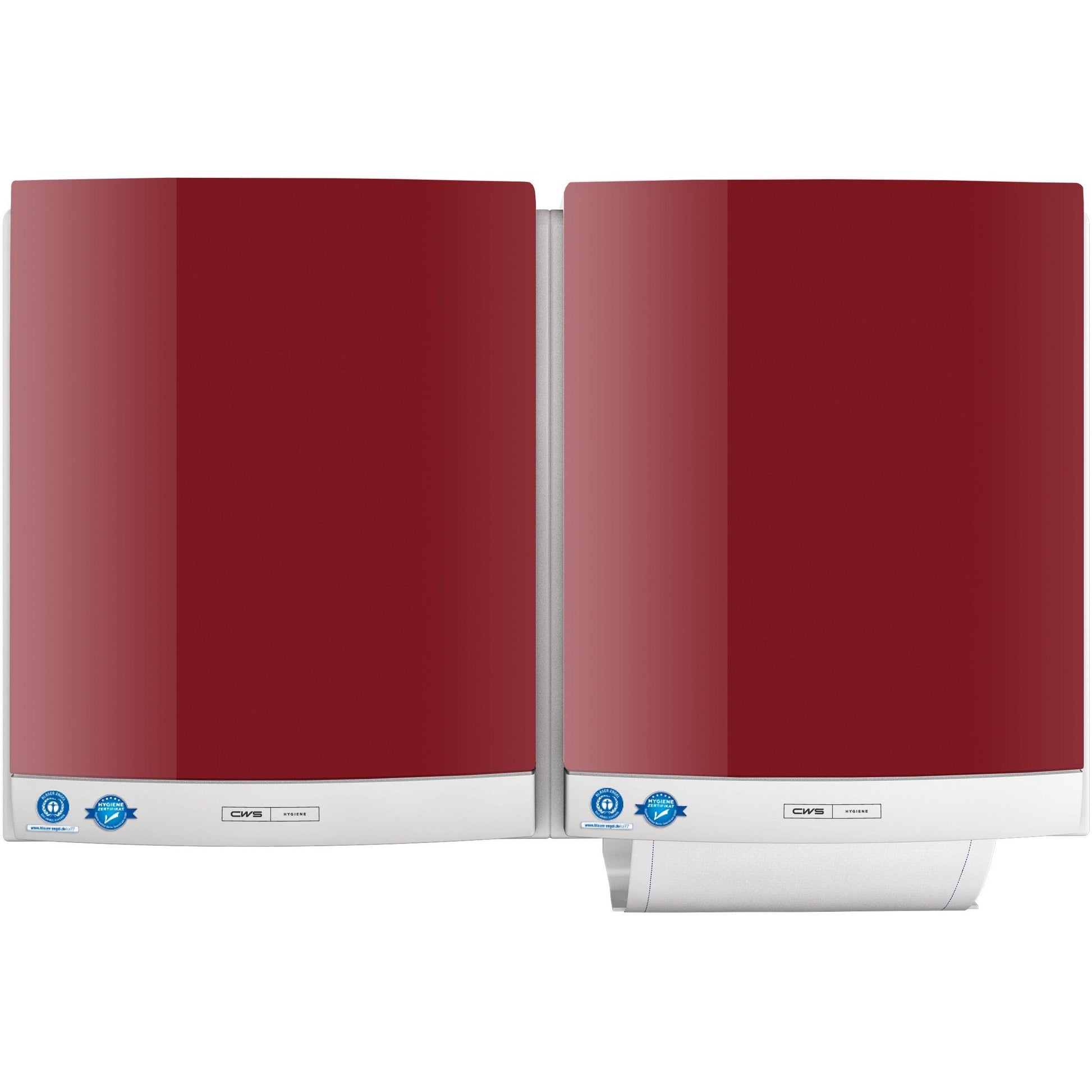 Zwei rote CWS Frontpanel für Stoffhandtuchspender DUO mit silbernen Sockeln und blauen Zertifizierungsaufklebern werden nebeneinander an der Wand montiert. Ein Frontpanel zeigt ein teilweise gespendetes Handtuch für eine einfache Handtuchentnahme.