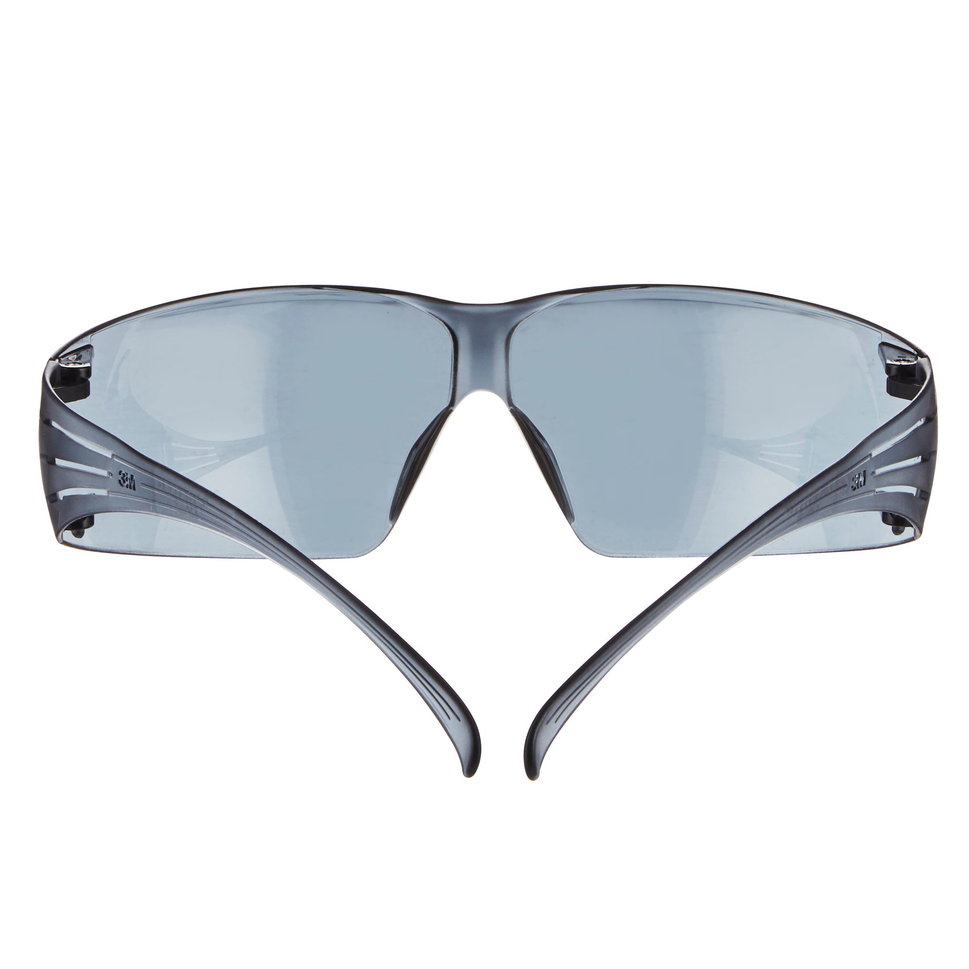 Die 3M™ SecureFit™ Schutzbrille 200 von 3M Deutschland GmbH ist von vorne mit offenen, durchsichtigen Armen in Grau vor weißem Hintergrund dargestellt.