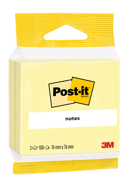 Eine Packung Post-it® Notes (3M Deutschland GmbH) enthält 2 gelbe Blöcke mit je 76 x 76 mm und 100 Blatt pro Block. Auf der Verpackung befindet sich unten rechts das 3M-Logo. PEFC-zertifiziert.