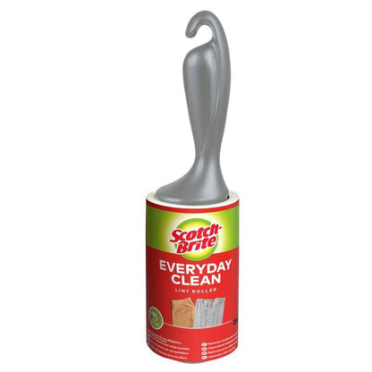 The Scotch-Brite™ Everyday Clean Lint Roller from 3M Deutschland GmbH with 56 sheets quickly and easily removes lint from clothing and fabrics.