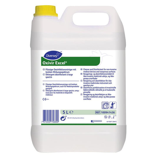 Ein 5-Liter-Behälter aus weißem Kunststoff mit Oxivir Excel, Konzentrat Desinfektionsreiniger mit AHP von Diversey Deutschland GmbH & Co. OHG, mit einem blauen mehrsprachigen Etikett und einem Tragegriff oben.
