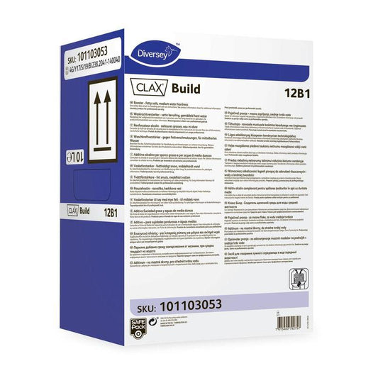 Eine größtenteils weiße rechteckige Schachtel mit blauen und violetten Akzenten mit der Aufschrift „Clax Build 12B1, Alkalischer Waschkraftverstärker mit Komplexiereigenschaften“ von Diversey Deutschland GmbH & Co. OHG enthält Produktinformationen, Anweisungen, SKU 101103053 und einen Barcode.