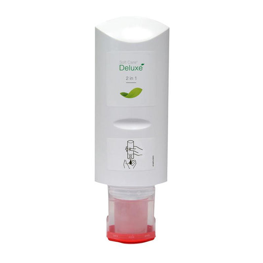 Das Soft Care Deluxe 2 in 1 Duschgel und Haarshampoo (300 ml) von Diversey Deutschland GmbH & Co. OHG hat eine weiße Flasche mit roter Kappe, grünem Blatt-Logo und Gebrauchsanweisung - ideal für die Körperpflege als Shampoo und Duschgel.