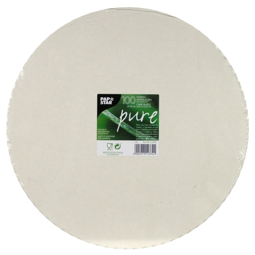 Ein Stapel runder, weißer PAPSTAR 100 Tortenunterlagen aus Pappe „pure“, gebrandet von der PAPSTAR GmbH, trägt ein grünes Etikett mit Mengenangabe. Die Verpackung ist mit Gastronomie-Qualität und Recycling-Symbolen versehen.