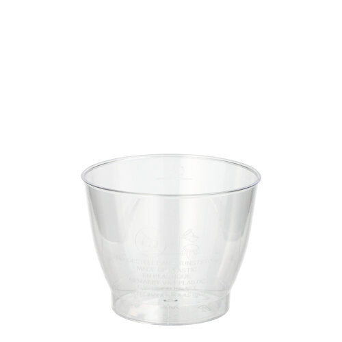 Ein klarer Starpak 15 Trinkbecher aus robustem PS, 0,1l Fassungsvermögen, Ø 6,8cm/5,4cm, steht aufrecht vor einem schlichten weißen Hintergrund. Der Kunststoffbecher ist glasklar und wird im 15er-Pack mit Schrumpffolie geliefert.
