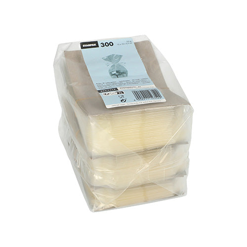 Eine transparente Kunststoffverpackung enthält 300 rechteckige Starpak 300 Bodenbeutel aus PP transparent, gestapelt in drei Bündeln. Das obere Etikett zeigt Produktinformationen und einen Barcode. Ideal als praktische Bodenbeutel der Marke Starpak.