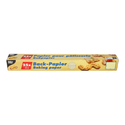 Eine rechteckige Faltschachtel der PAPSTAR GmbH enthält 25 braune Backpapierzuschnitte (38 x 42 cm), ist mit der Aufschrift „Back-Papier Baking paper“, einem Bild gebackener Kekse und mehrsprachigem Text versehen.