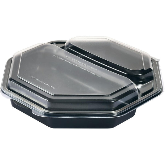 Ein leerer Octaview® 2 Schwarz / Transparent PS 230x230x50 Takeout-Behälter der Duni GmbH, mit zwei Fächern und einem klaren Deckel mit mikrowellengeeigneter Anleitung. Ideal für Gastronomie Verpackung oder Feinkostprodukte Präsentation. Packung mit 170 Stück.