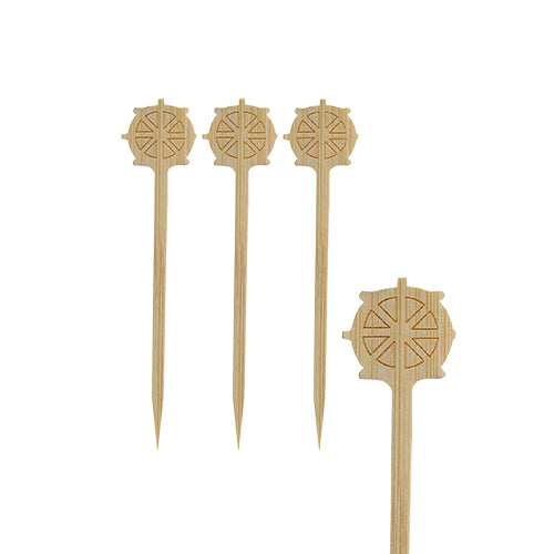 Der PAPSTAR 200 Fingerfood-Picker "Steuerrad" (9 cm) der PAPSTAR GmbH ist mit dekorativen Spießen im Steuerrad-Design ausgestattet – ideal zum Servieren von Fingerfood bei maritimen Events. Lieferung im 200er-Pack auf einem praktischen Papptablett.