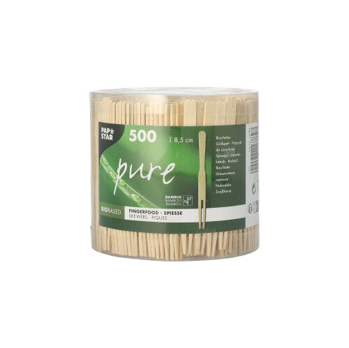 Die PAPSTAR GmbH "pure" 500 Fingerfood-Spießchen (8,5 cm) werden in einer Kunststoffdose mit grün-weißer Verpackung und "Pick up"-Funktion geliefert. Biobasiert, ideal für Catering oder Fingerfood. 1 Dose (500 Stück).