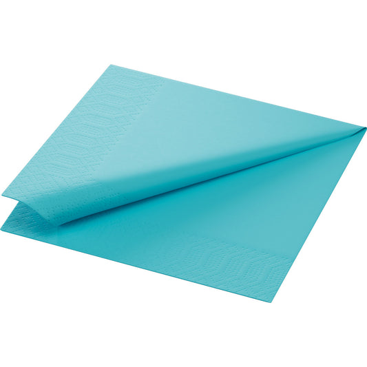 Die mintblauen Zelltuchservietten 33 x 33 cm 3lagig der Duni GmbH sind auf weißem Grund diagonal gefaltet und heben das geprägte Randmuster hervor. Die Packung enthält 250 Servietten, jede mit einer 1/4-Faltung.