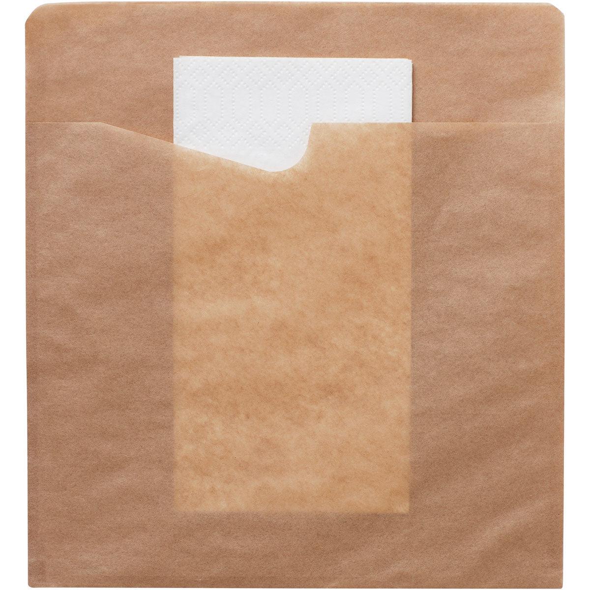 Der Snack Sacchetto mit weißer 2-lagiger Serviette aus braunem Papier von Duni GmbH präsentiert eine umweltfreundliche Optik mit transparenter Front und zeigt die gefaltete Serviette am oberen Rand.