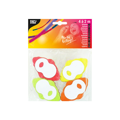 Die PAPSTAR 4 Girlanden, Papier der PAPSTAR GmbH zeigen Spiegelei-Motive auf gelben, roten, orangen und grünen Papiergirlanden – sichtbar durch die transparente Verpackung – ideal für eine festliche Atmosphäre.