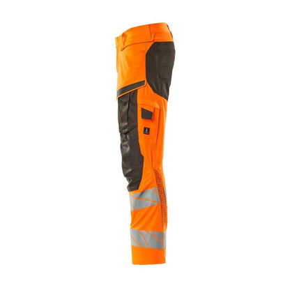 Pants with knee pockets, stretch inserts pants