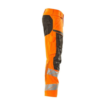 Pants with knee pockets, stretch inserts pants