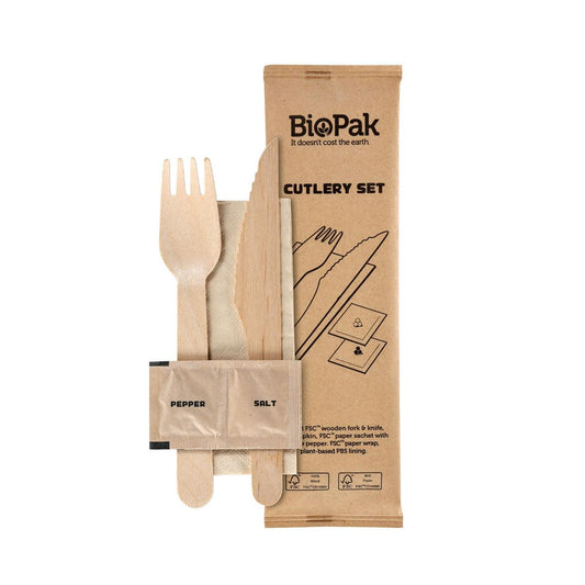 Das 5/1 Besteck-Set der Duni GmbH besteht aus naturgewachster Holzgabel und -messer, Serviette, Salz und Pfeffer in einer recycelbaren Verpackung - eine umweltfreundliche Einwegbestecklösung. Jede Packung enthält 250 Sets.