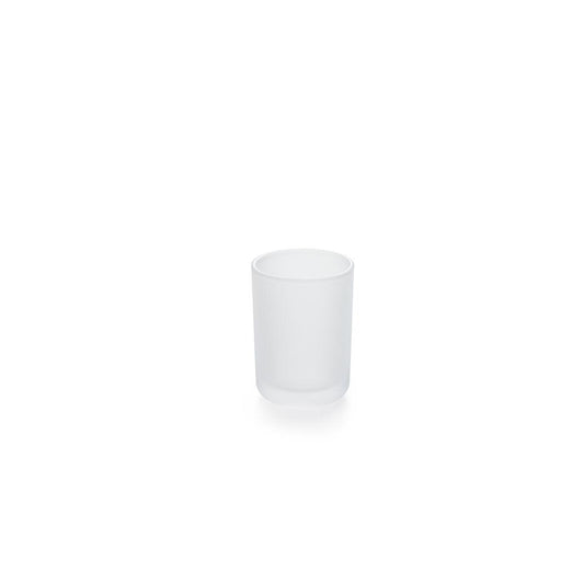 Der "Blink" Teelicht-/LED-Halter 70 x 55 mm gefrostet von Duni GmbH sitzt elegant auf weißem Grund, seine gefrostete Oberfläche streut das Licht sanft. Packung (1 Stück).