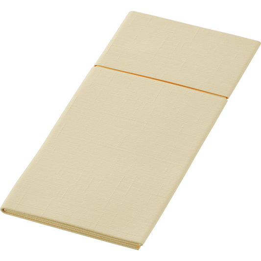 Die Bio Duniletto Slim 400 x 330 mm von Duni GmbH ist eine beigefarbene Stoffserviette, gefaltet und mit einem orangefarbenen Gummiband gehalten, aus nachhaltigen Materialien - perfekt für eine umweltfreundliche Tischdekoration vor einem schlichten weißen Hintergrund.