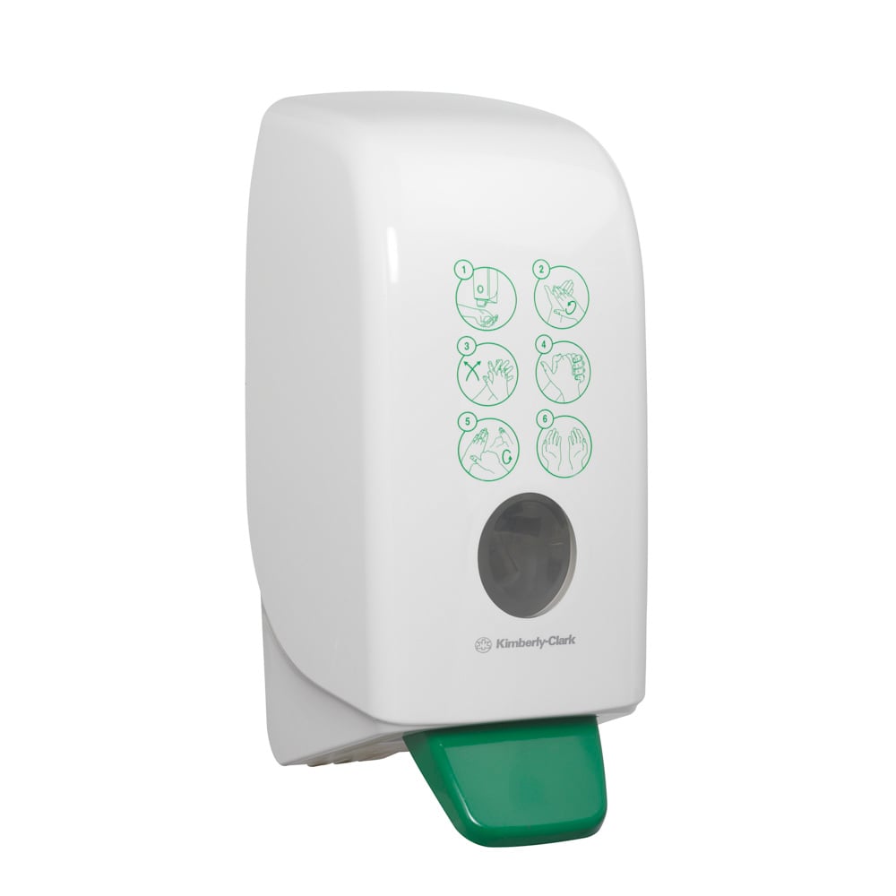 Der Kimberly-Clark Aquarius™ Handfeuchtigkeitsspender ist ein weißes, an der Wand montiertes 1-Liter-Gerät mit einem grünen Druckhebel, illustrierten Anweisungen zum Händewaschen und einem Sichtfenster zur Überprüfung des Flüssigkeitsstands.