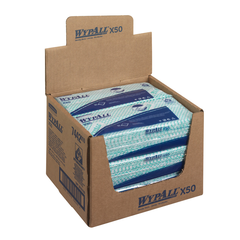 Ein Spenderkarton der Kimberly-Clark GmbH enthält 6 Beutel WypAll® X50 Critical Clean Interfold Grün Tücher (je 50 Blatt); mehrere Packungen sind sichtbar, und der Karton zeigt Produktdetails und Branding für professionelle Reinigung.