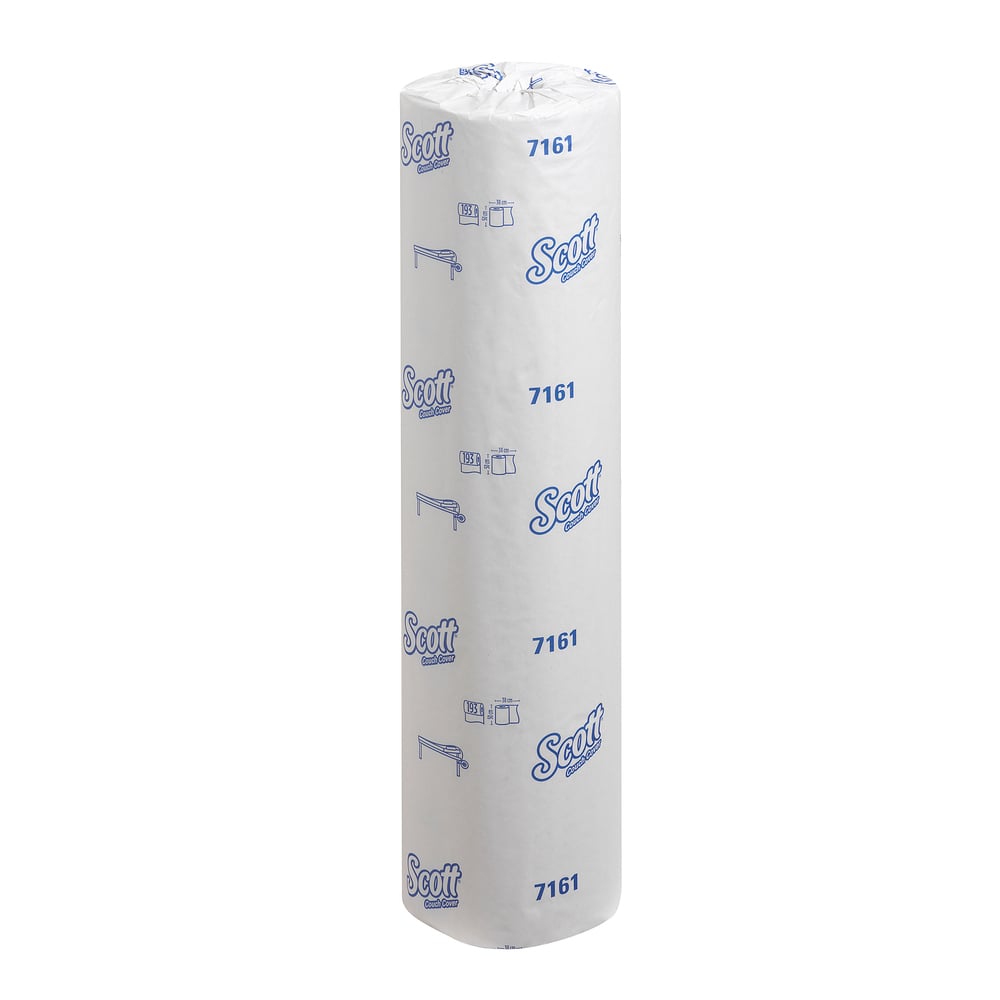 Ein einzelner hoher, zylindrischer Scott® ESSENTIAL™ Ärzterollen - Weiß von Kimberly-Clark GmbH, in hygienischer weißer Verpackung mit blauem Text und Grafik, steht aufrecht vor einem schlichten weißen Hintergrund, ideal für medizinische Umgebungen.
