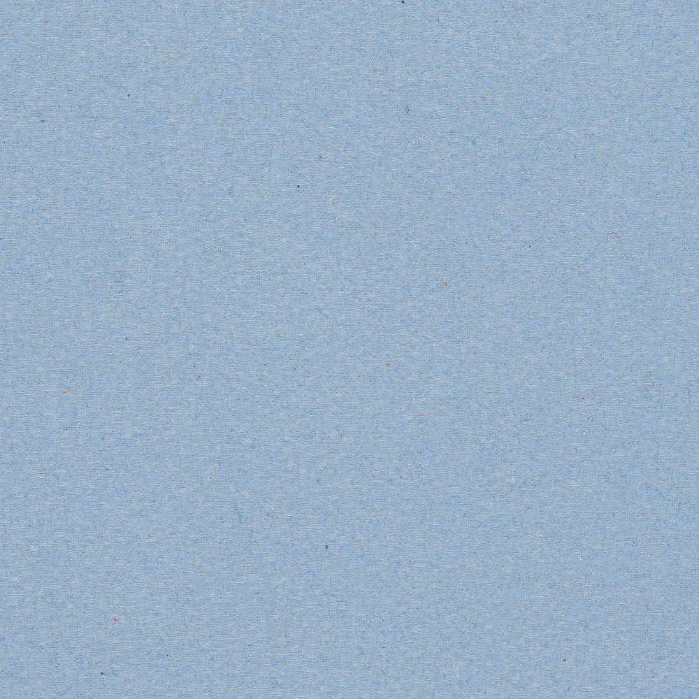 A close-up of WypAll® L20 maintenance paper wiper from Kimberly-Clark GmbH shows its simple light blue, 2-ply texture - ideal for industrial cleaning or maintenance. Box: 24 rolls x 116 sheets, small roll.