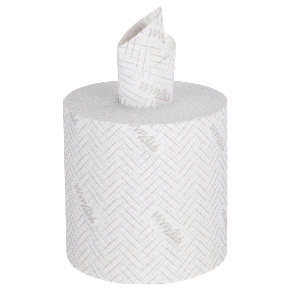 Eine große Rolle WypAll® L10 Papierwischtuch für Lebensmittel & Hygiene von Kimberly-Clark GmbH, Weiß, 800 Blatt pro Rolle. Ein Blatt ist teilweise aus der Mitte herausgezogen zur einfachen Zentralentnahme. Karton enthält 6 Rollen.