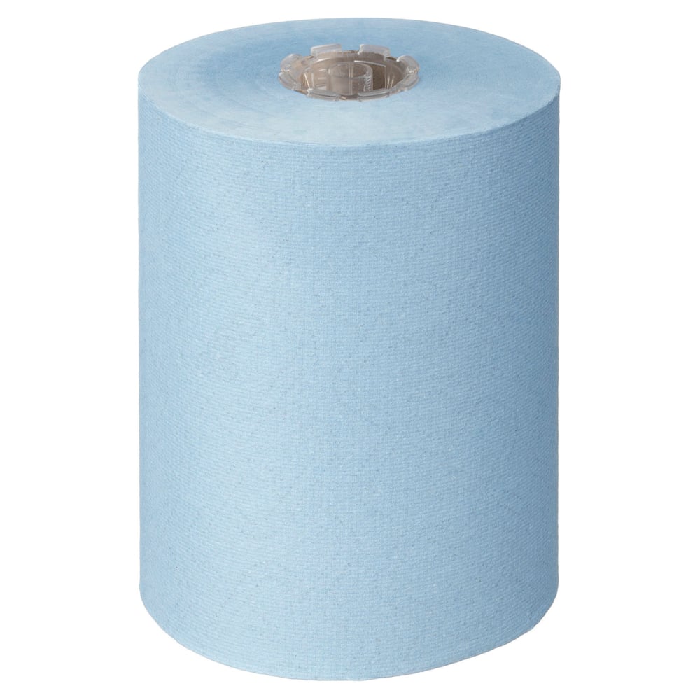 Eine Rolle Scott® Essential™ Slimroll™ Handtücher (190,00 m x 19,80 cm) von Kimberly-Clark GmbH, in hellblau mit braunem Kern, aufrecht stehend auf weiß - ideal für umweltfreundliche Händetrocknung.