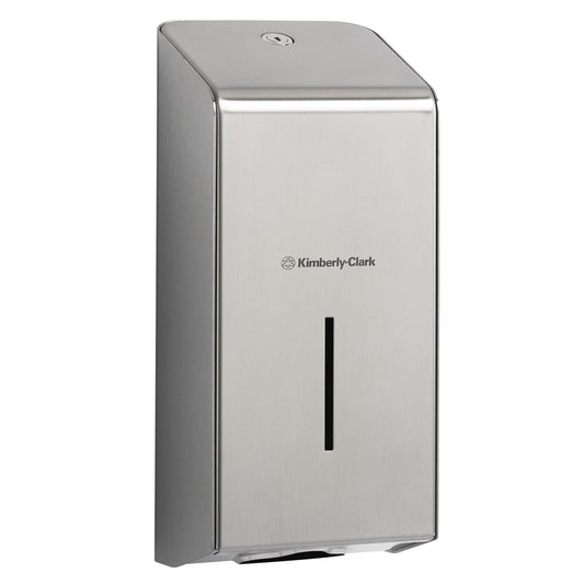 Der Kimberly-Clark Professional™ Edelstahl Toilettenpapierspender der Kimberly-Clark GmbH ist ideal für gewerbliche Waschräume und verfügt über einen rechteckigen Sichtschlitz an der Vorderseite und einen Verschluss an der Oberseite.