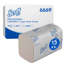 Ein Karton Scott® Control™ Handtücher (weiß, groß) der Kimberly-Clark GmbH, Produkt Nr. 6669, enthält 15 Packungen mit je 240 saugstark gefalteten Handtüchern - insgesamt 3.600 Blatt - mit einem unverpackten Stapel daneben.