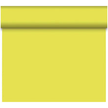 Eine teilweise abgerollte Rolle Bio-DC Tete a Tete (0,4x24m, kiwi) von Duni GmbH wird auf weißem Hintergrund präsentiert und zeigt die strapazierfähige und glatte Oberfläche - perfekt als vielseitige Dekoration für kreative Projekte.