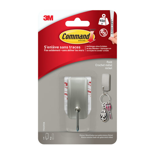 Eine Packung mit 1 kleinen Command™ Metallhaken in gebürstetem Nickel (17033) von 3M Deutschland GmbH, hält bis zu 450g. Die Verpackung ist hauptsächlich rot/grau, mit französischem und deutschem Text, der den Haken und die Tasten als Anwendungsbeispiel zeigt.