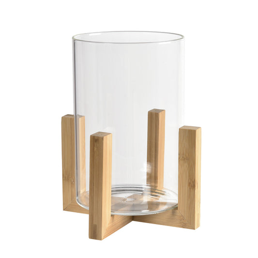 Die Glasvase Esme (150 x 150 x 220 mm) der Duni GmbH hat ein zylindrisches, klares Design, das auf einem hellen Holzständer mit vier Stützen und einem kreuzförmigen Sockel steht und einen eleganten, modernen Look erzeugt.