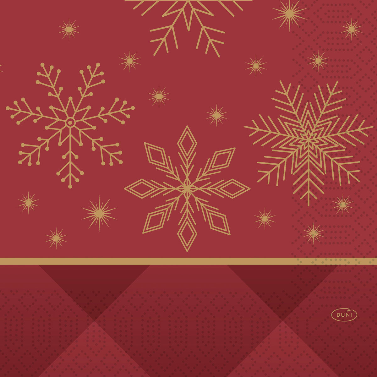 Mit einem festlichen rot-goldenen Schneeflockendesign, das durch einen goldenen Streifen von einem bordeauxfarbenen Rautenmuster getrennt ist, sind die Servietten 33x33 3lagig 1/4 Rhombus bordeaux (250er Pack) der Duni GmbH ideal für das Festtagsambiente.