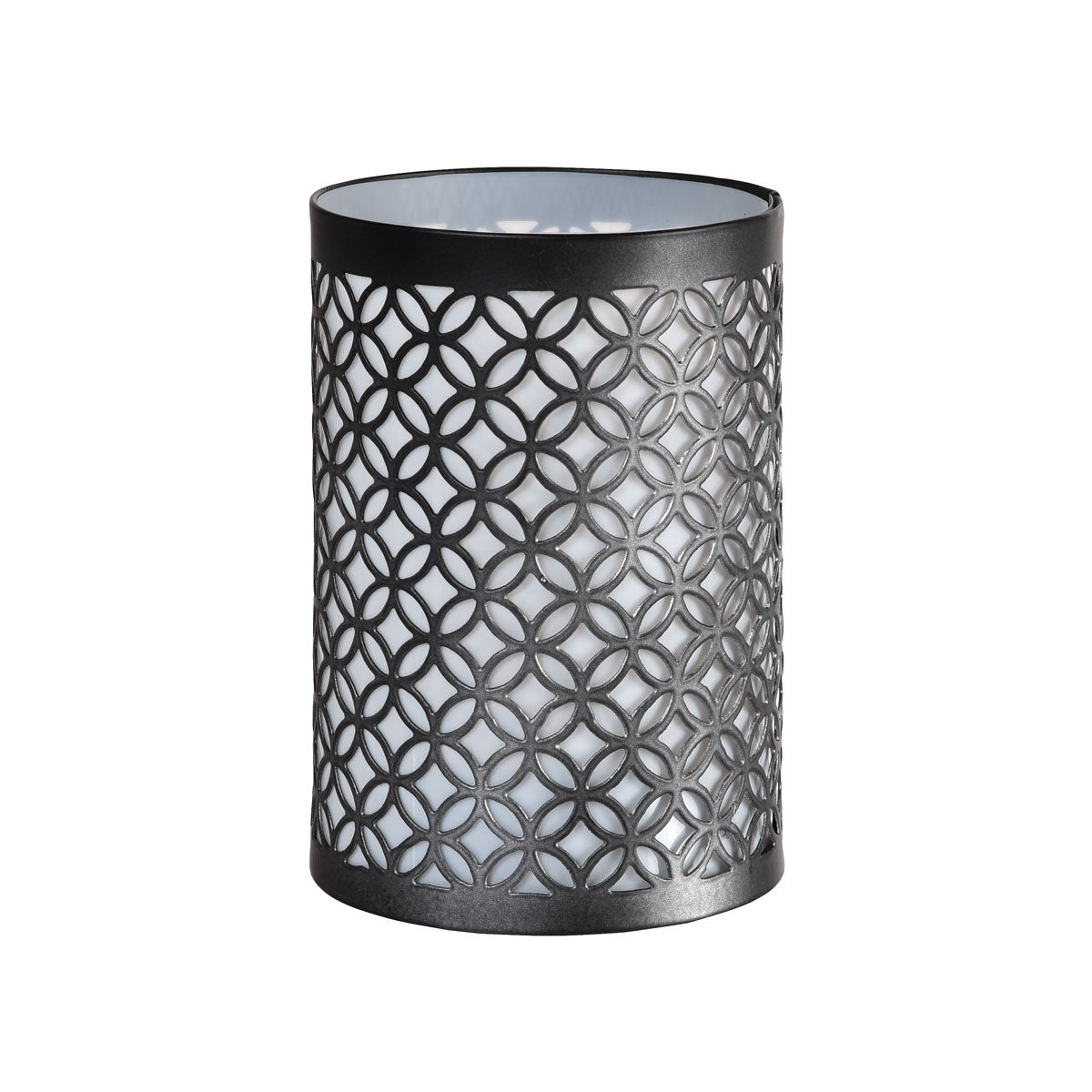 Der Kerzenhalter Metall, 8,9x13cm Taj von Duni GmbH besteht aus einem schwarzen Metallrahmen mit einem sich wiederholenden kreisförmigen Muster und weißem Innenfutter, dargestellt auf einem schlichten weißen Hintergrund. Packung: 1 Stück.