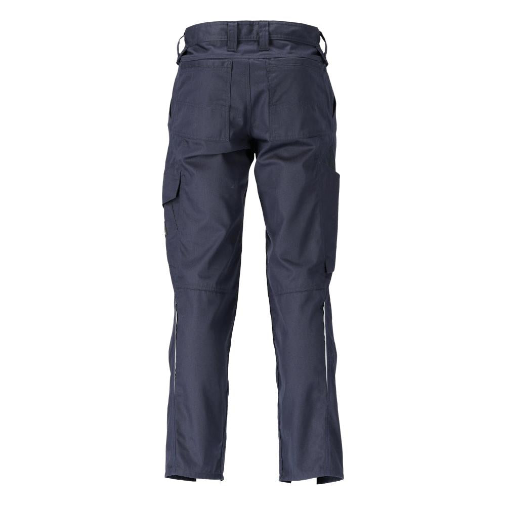 Trousers with knee pockets